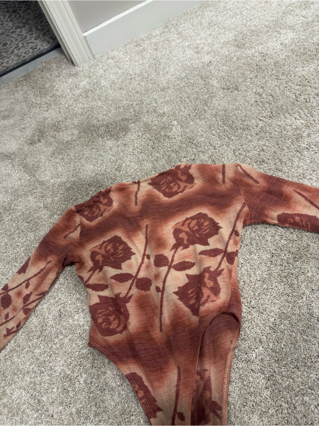 Like New Miaou Brown And Cream Floral Henley Bodysuit — image 5 of 7